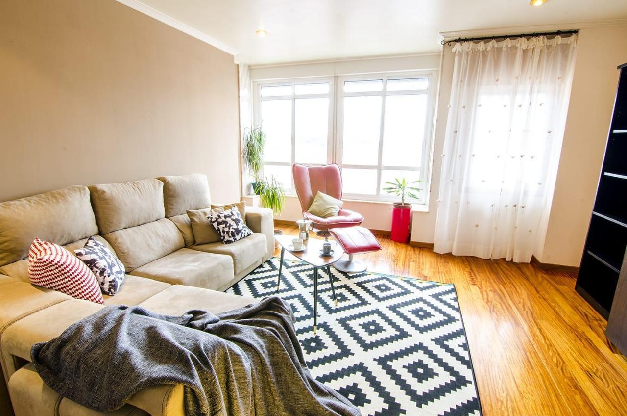 Appartamento Duplex acogedor CAMINO INGLÉS a 10 min de Santiago Sigueiro Esterno foto